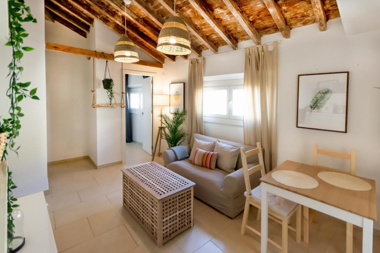Apartamentos Juan De Padilla Málaga Buitenkant foto