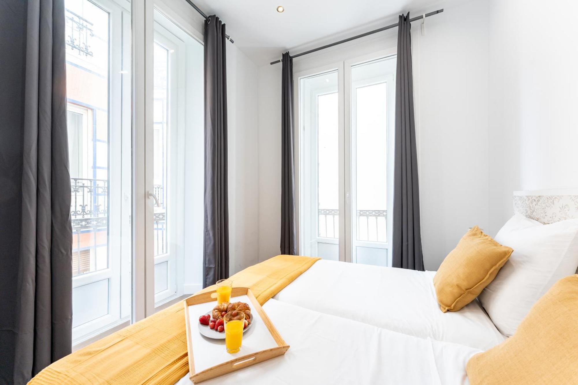 Apartamentos Juan De Padilla Málaga Buitenkant foto