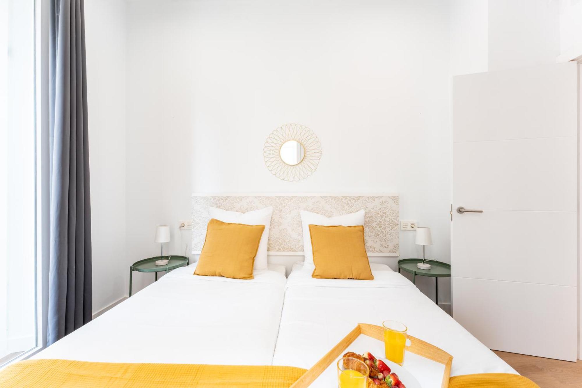 Apartamentos Juan De Padilla Málaga Buitenkant foto