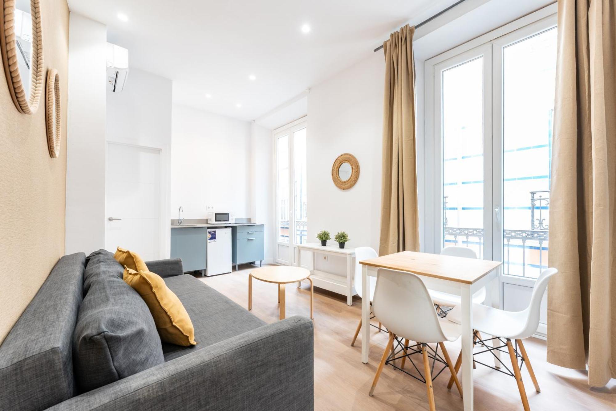Apartamentos Juan De Padilla Málaga Buitenkant foto