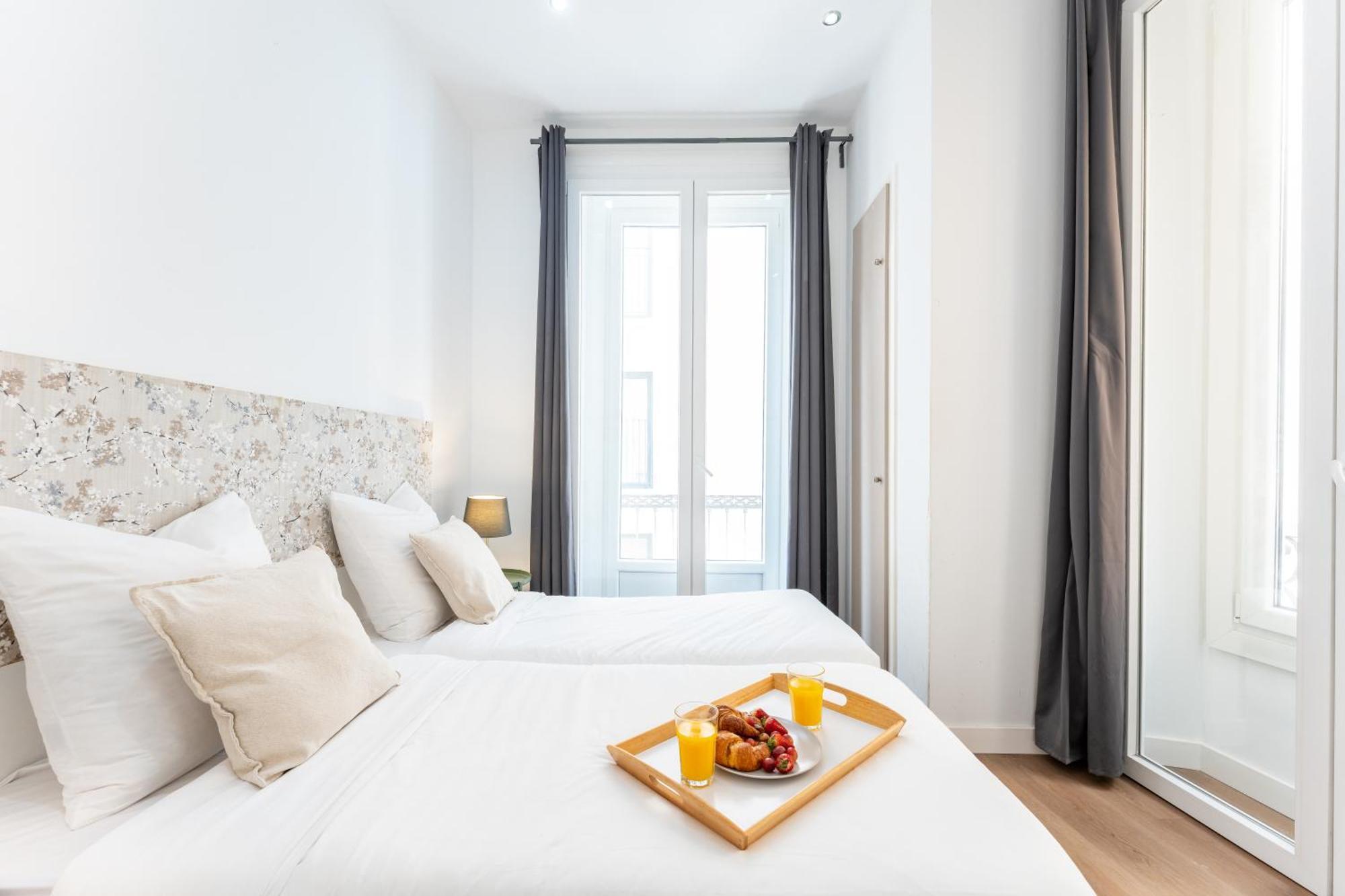 Apartamentos Juan De Padilla Málaga Buitenkant foto
